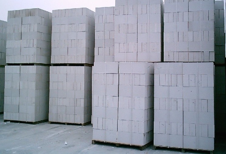 華預(yù)年產(chǎn)5萬方加氣混凝土砌塊生產(chǎn)線 建筑材料的創(chuàng)新設(shè)備